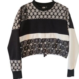 The Orignal Santa CruzChic Black and White Patterned Women's Sweatshirt SZ Small
